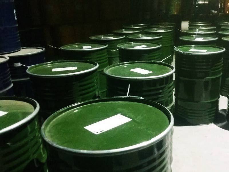 Certified Organic Alphonso Mango puree in 215KG GI drums.